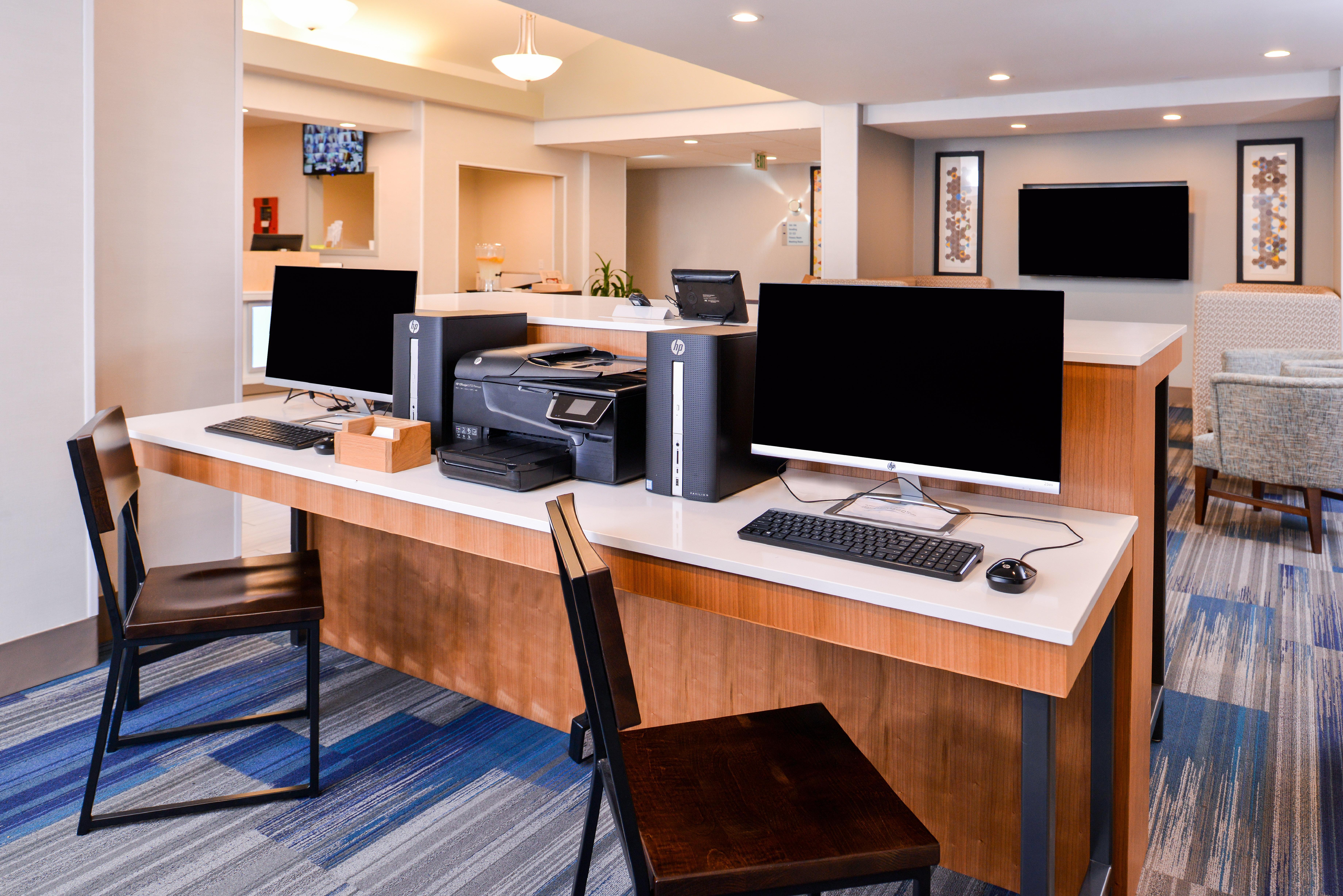 Holiday Inn Express & Suites Lacey - Olympia By Ihg Zewnętrze zdjęcie