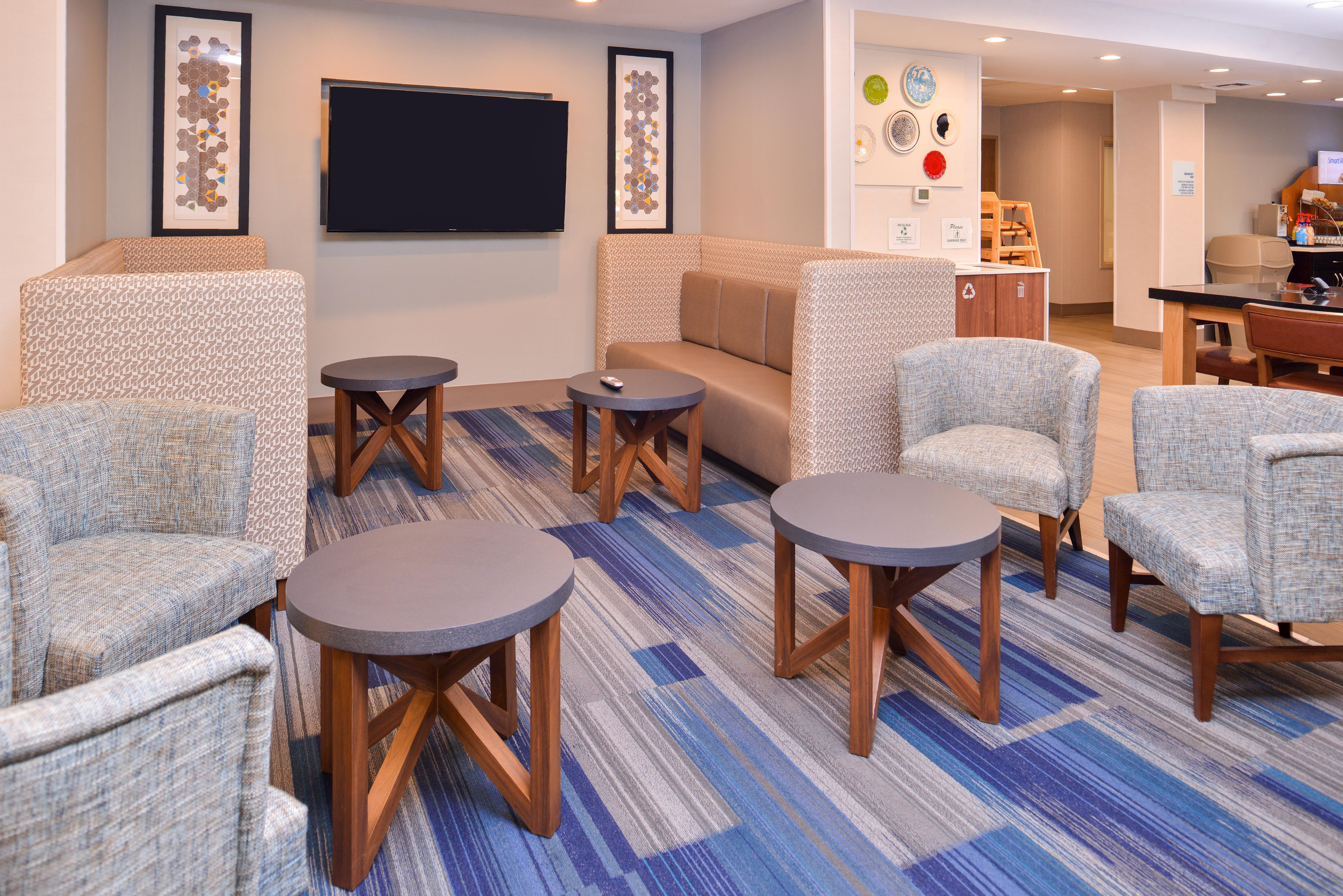 Holiday Inn Express & Suites Lacey - Olympia By Ihg Zewnętrze zdjęcie