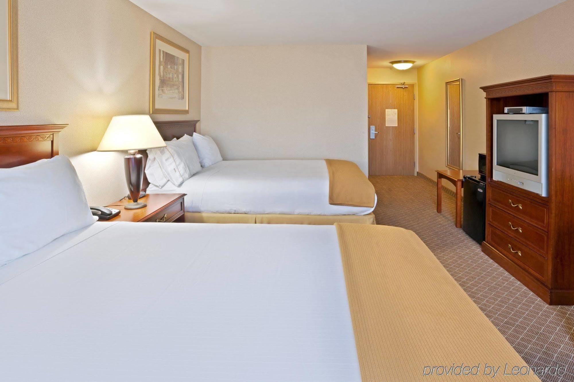 Holiday Inn Express & Suites Lacey - Olympia By Ihg Pokój zdjęcie