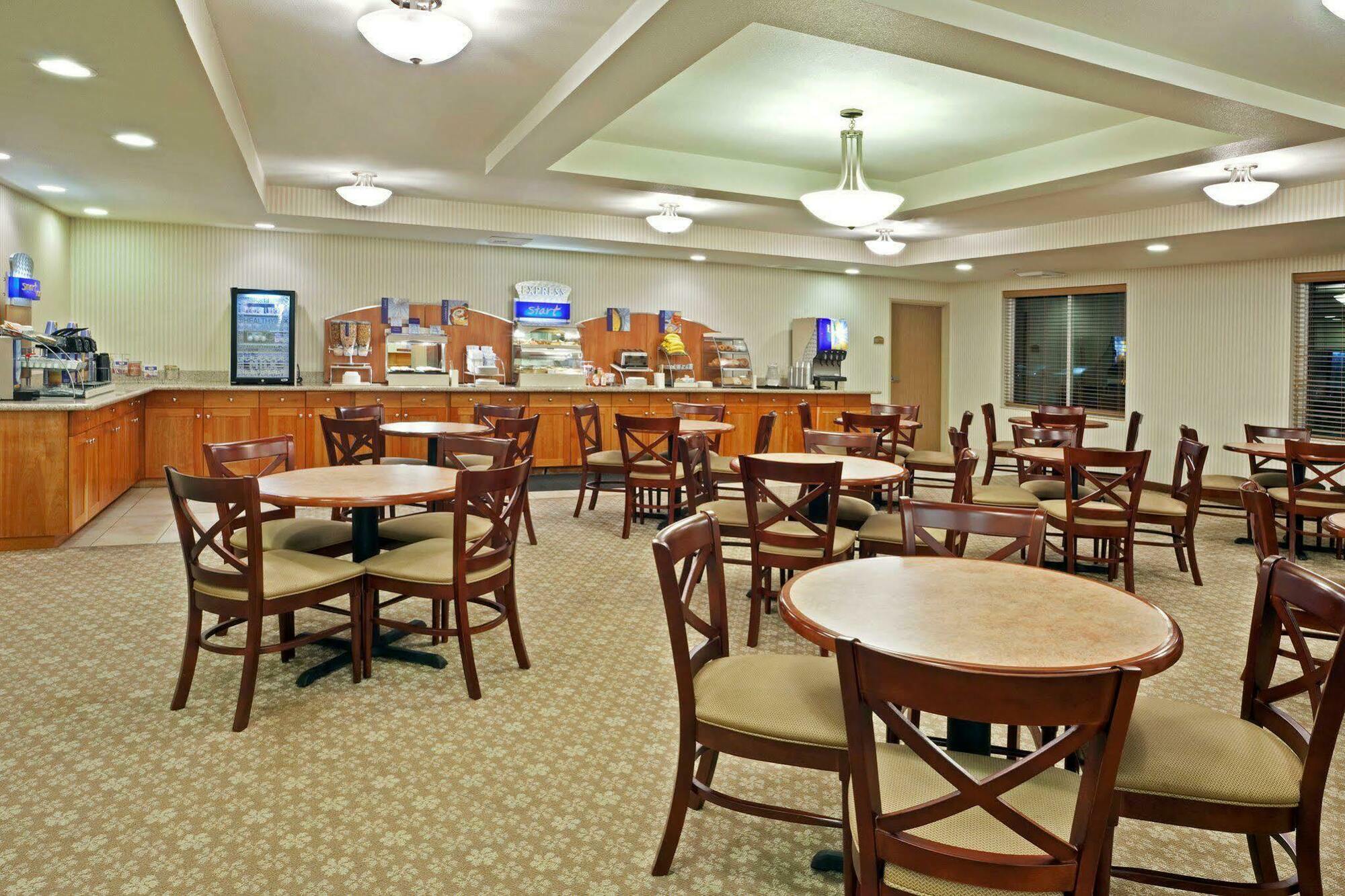 Holiday Inn Express & Suites Lacey - Olympia By Ihg Zewnętrze zdjęcie